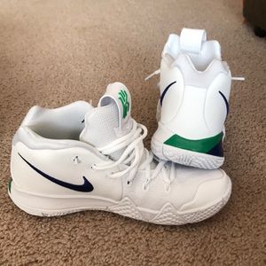 Kyrie Irving basketball shoes brand new never worn